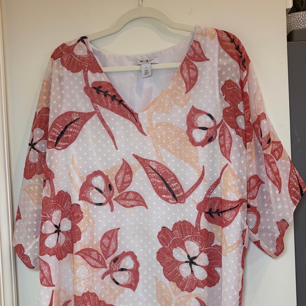 White House Black Market Floral V-Neck Blouse - coral and white/black